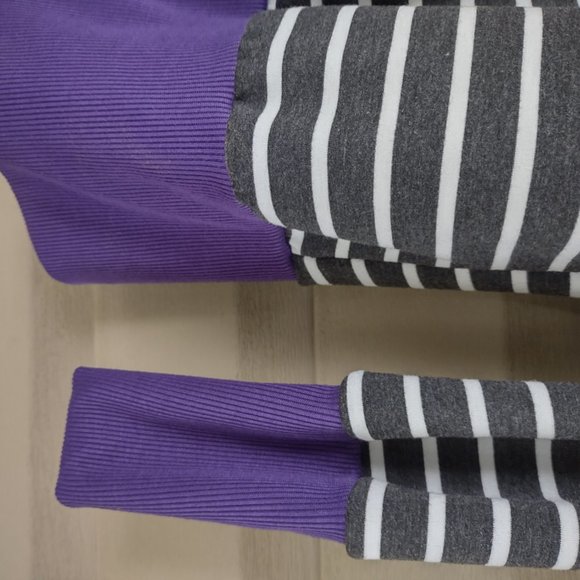 Light cardigan sweater, Grey/White Strip with Purple Accent, Size Large - Picture 2 of 4
